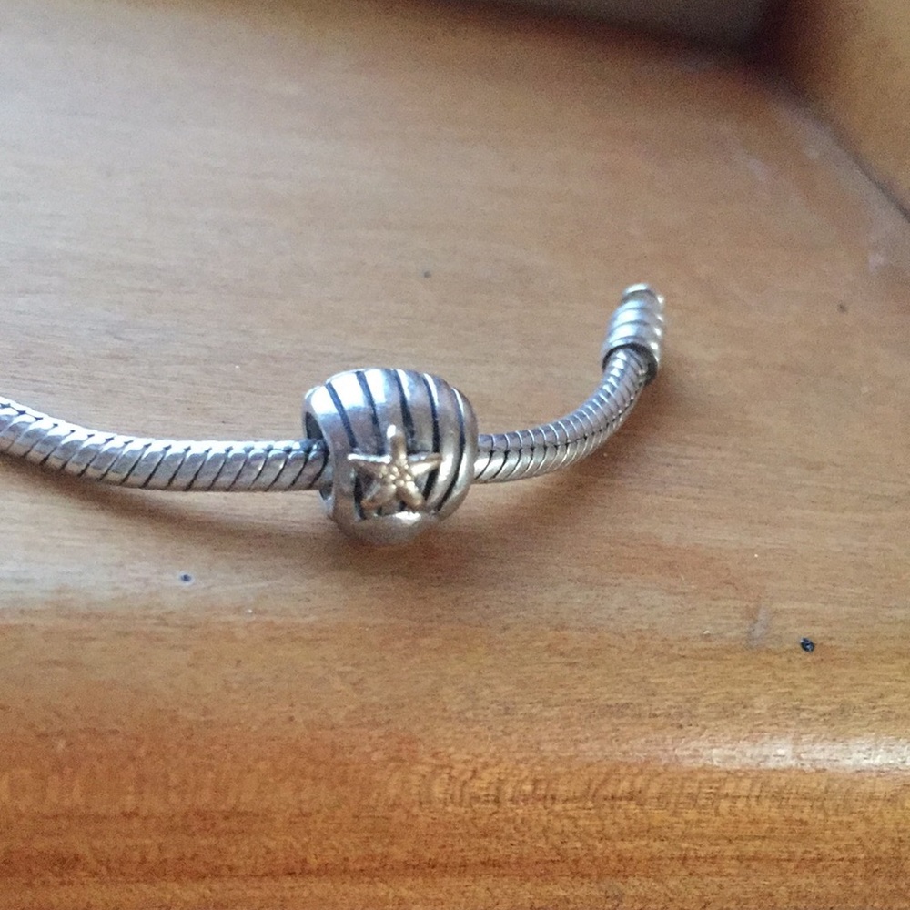 Pandora Retired Sea Shell 14k Gold Two Toned Charm - Picture 2 of 7